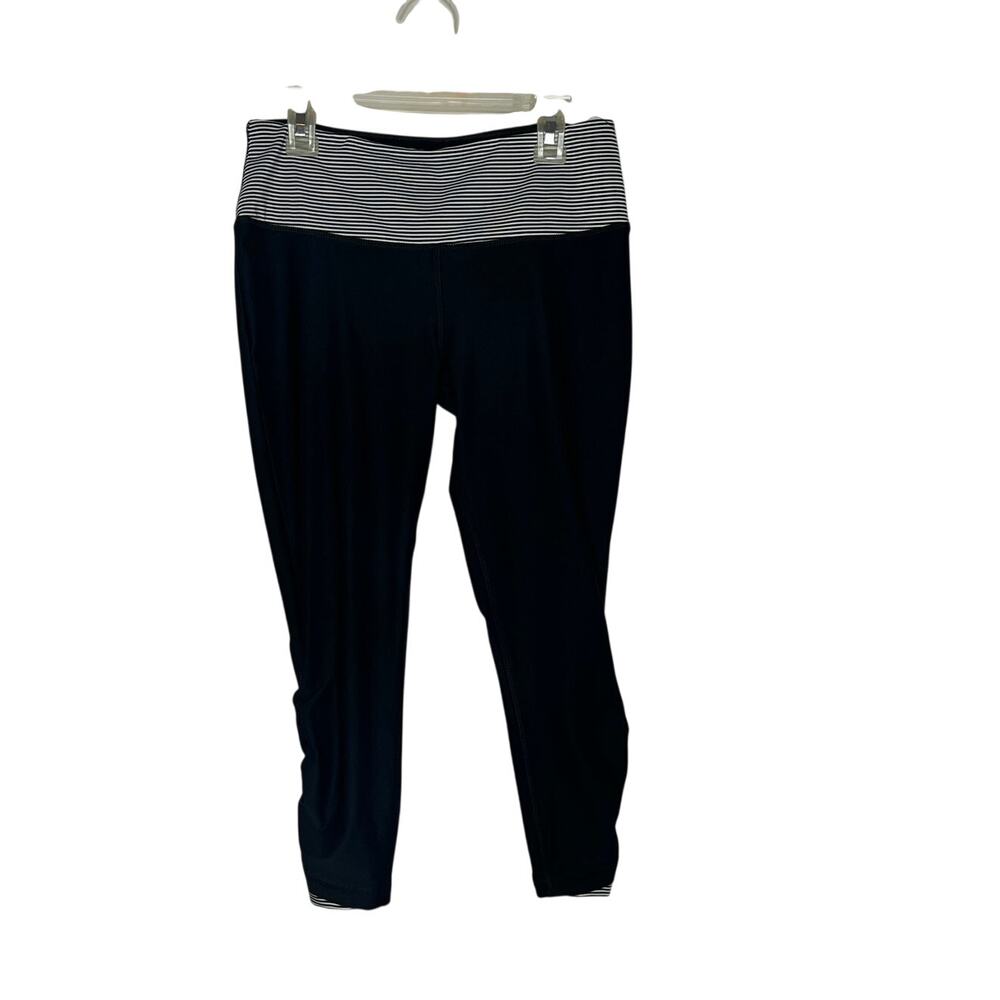 Miracle Suit black Athleisure  Activewear Yoga capris Size Small